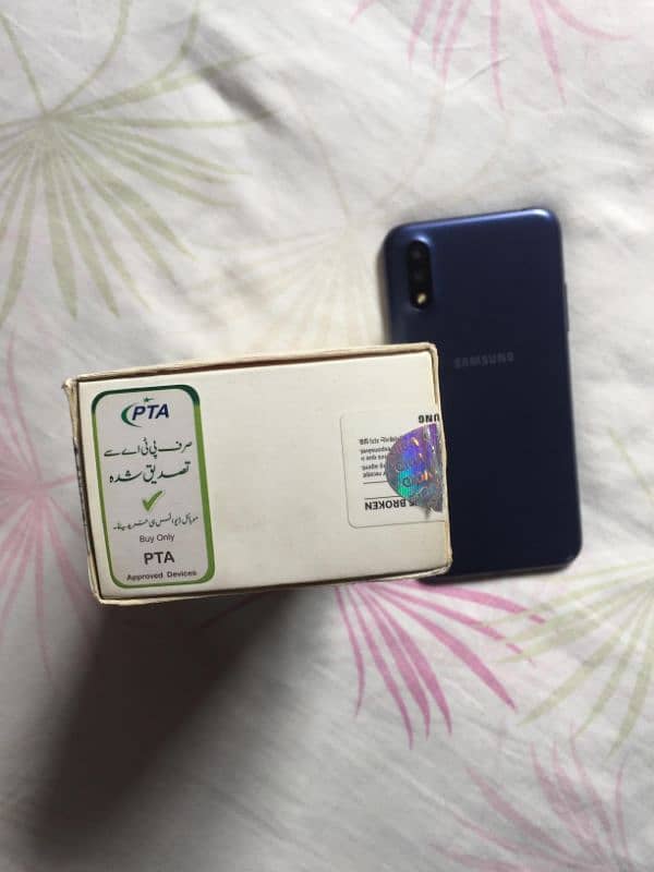 Samsung A01 2GB Mobile with BOX 4G |No oppo vivo infinix huawei iphone 11