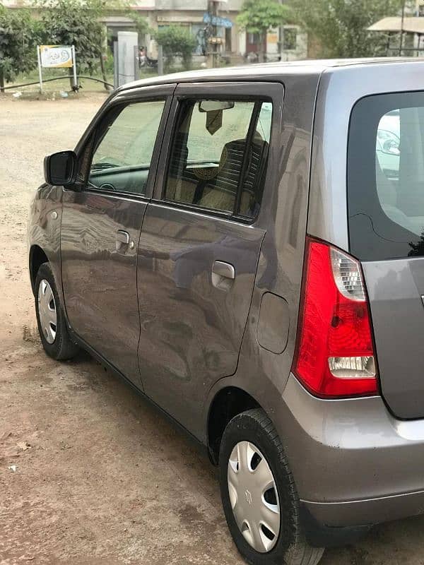 Suzuki Wagon R 2017 1