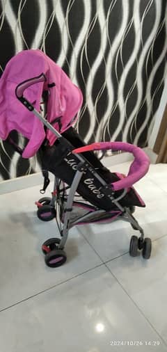 baby stroller / Pram