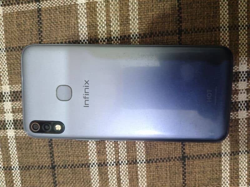 Infinix hot 8 2/32 with box for sale 5