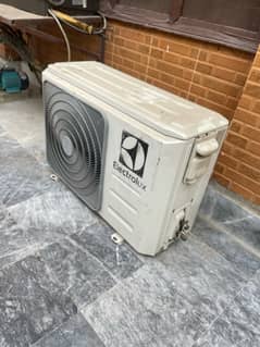 Electrolux 1.5 ton AC