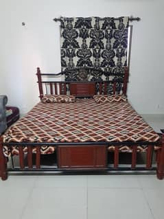 Iron rod bed with style