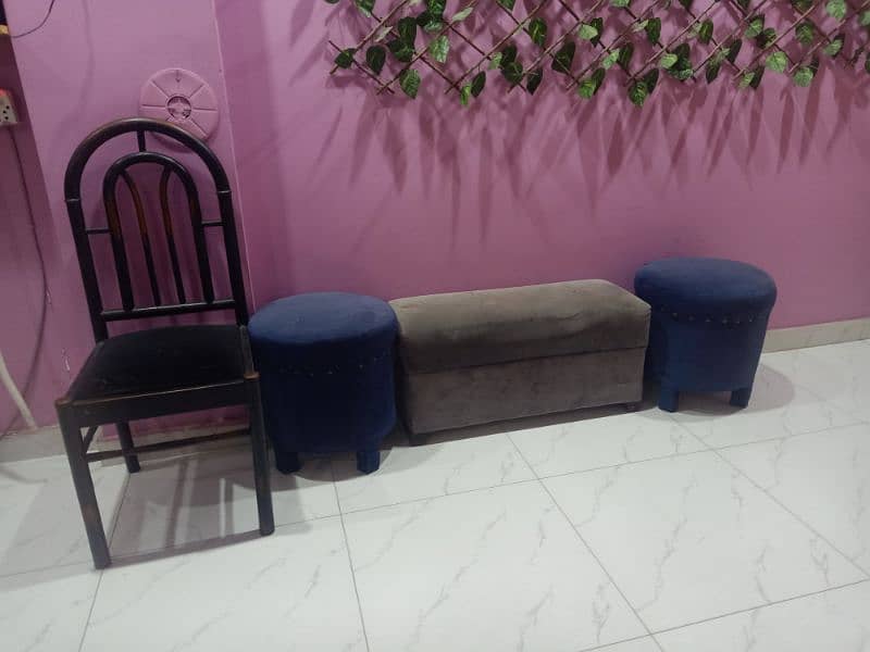 sofa and chairs available 0