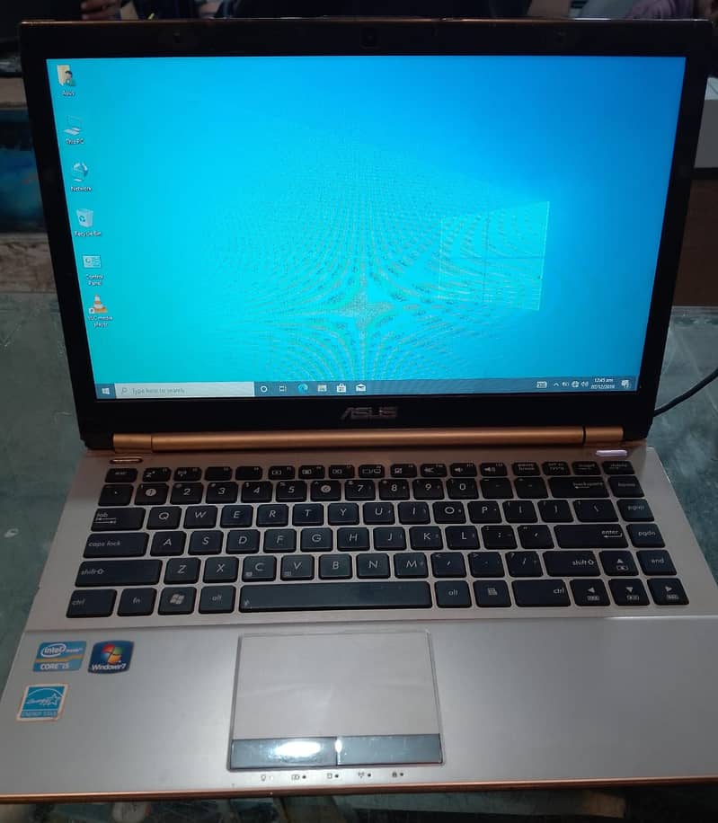 Asus  Laptop 3