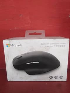 Microsoft Bluetooth Ergonomic Mouse Comfortable ergonomic design