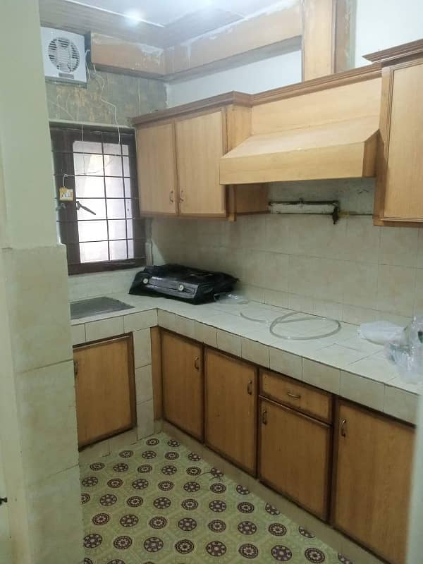 700 Sq. Ft Flat For Sale In Housing Foundation G-11/3 6