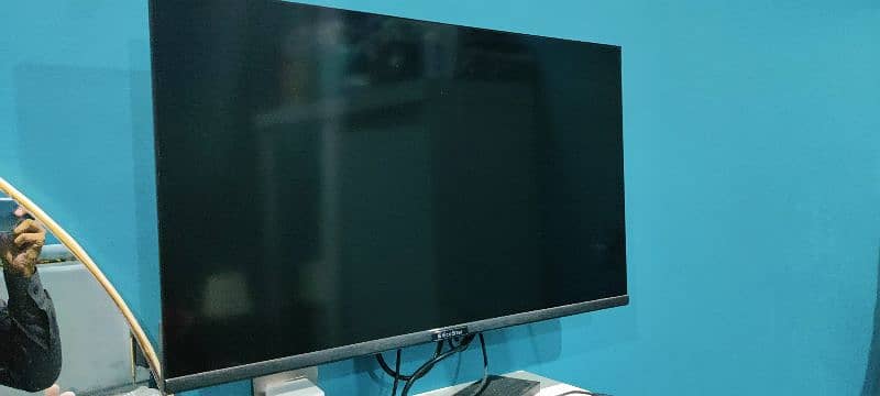 ECOSTAR 32 INCH TV 2