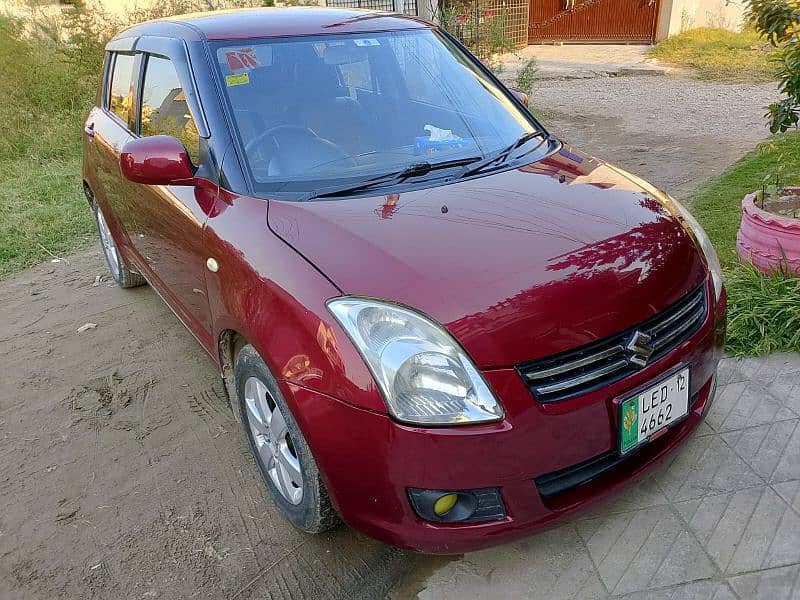 Suzuki Swift DLX 2012 1