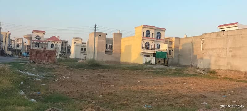 13 Marla corner plot # 136 Q block Al- Rehman garden phase 2 Lahore 0