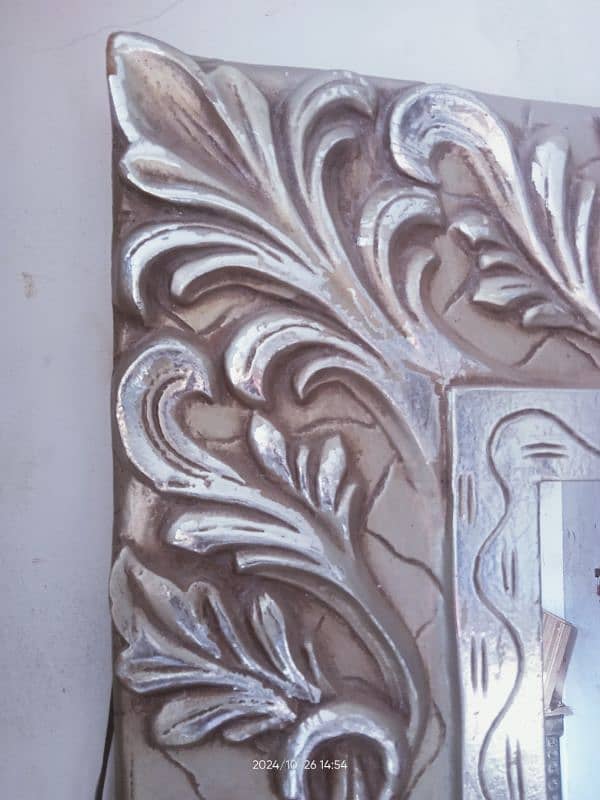 Silver mad hand carving mirror frame deliver in all Pakistan 1