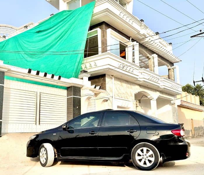 Toyota Corolla Altis SR 1.6 2013 4