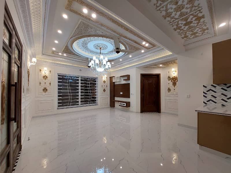 Gulbahar Block 10 Marla Brand New Ultra Lavish House for Rent LDA Approved, Nearby School, Mosque and All Commercial 15