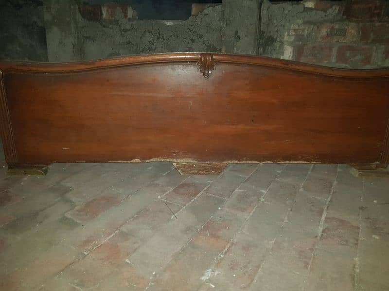 Bed for sale urgent 2