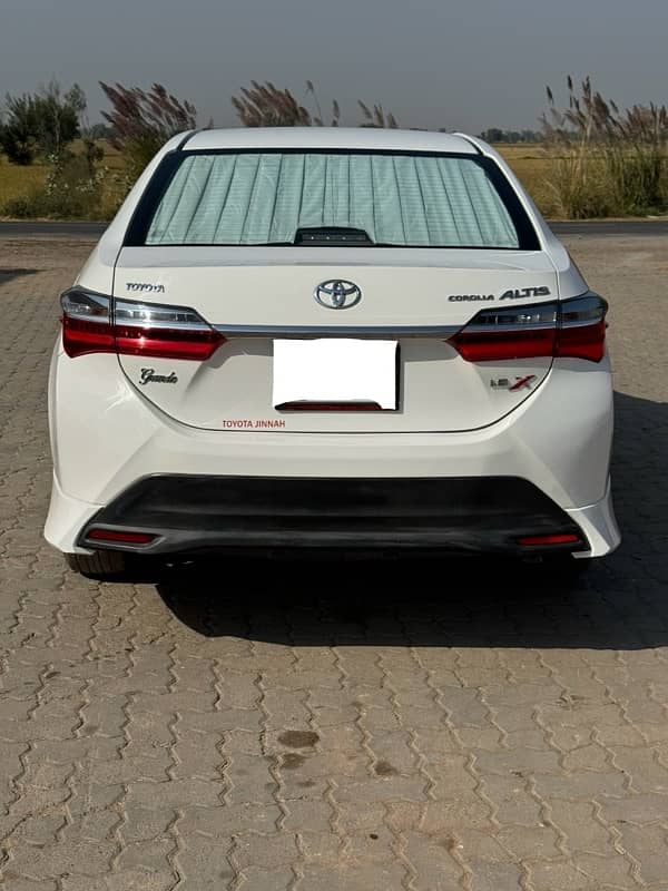 Toyota Altis Grande 2023 1