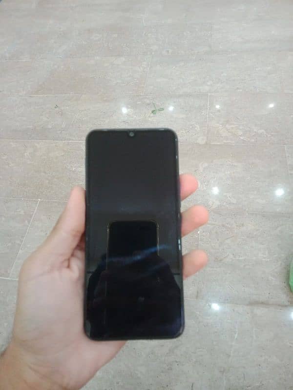 tecno spark 8c 3