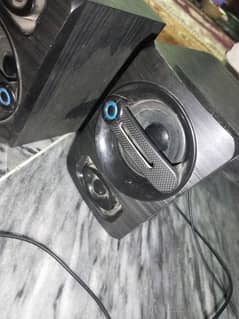 Speaker sell urgent