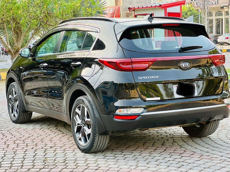 KIA Sportage AWD 2020 model Almost original urgent sale need cash 6