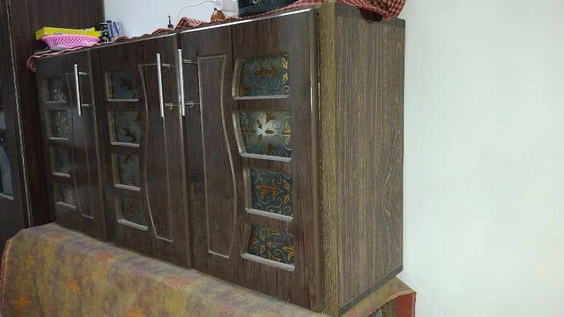 cabinet 1