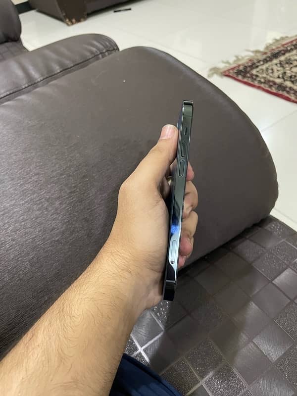 Iphone 12 pro 128gb PTA APPROVED 2