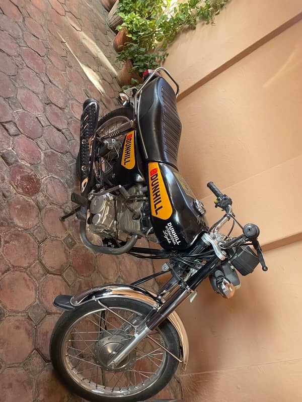 Honda 125 in exellent condition 1