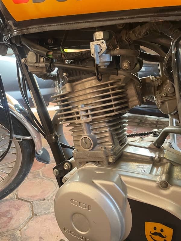 Honda 125 in exellent condition 3