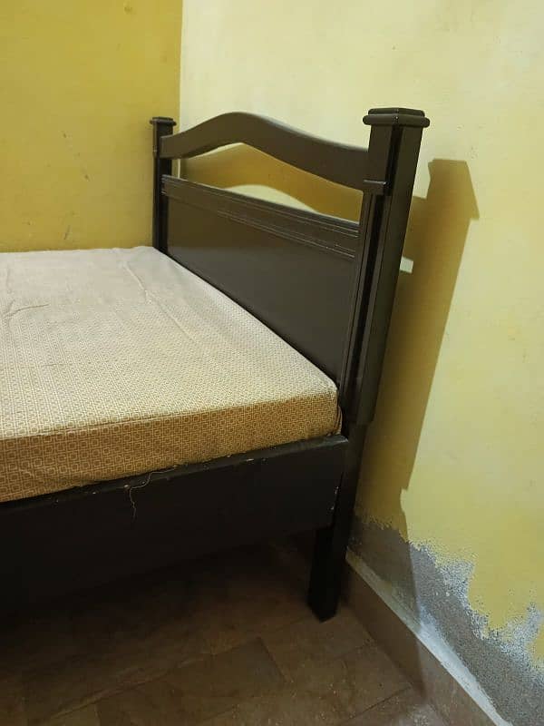 SINGLE BED 2