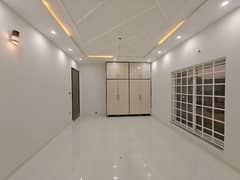 10 Marla Lower Portion For Rent In Iep Engineers Town Lahore