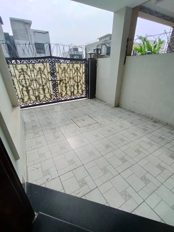 Fully Furnished 1 Bed With Kitchen And Parking Available For Rent 6