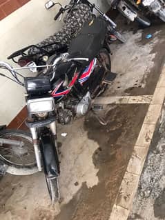 honda cd 70 mode 2017 october . black karachi registered .