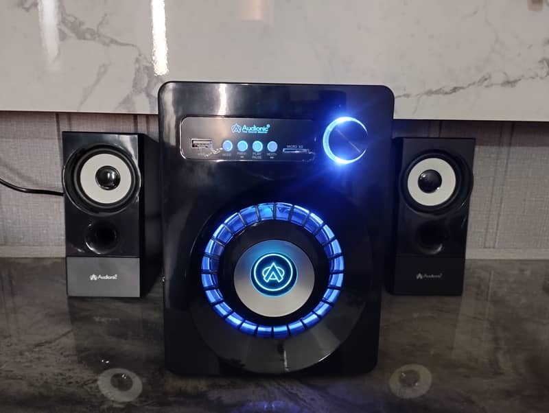 Max-230 Bluetooth Speaker 3