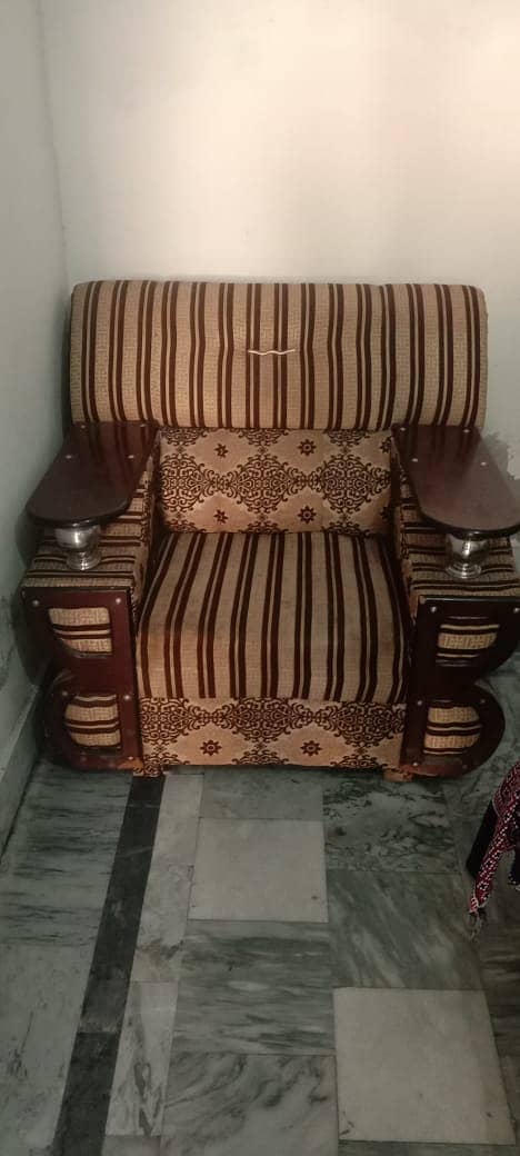 7 Seater Sofa Set for Sale(Rs 35000/-) Sofa Cum Bed Rs 20000/- 4