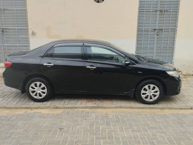 Toyota Corolla XLI 2011 3