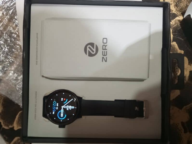 Zero Luna Smartwatch (1week used) 0