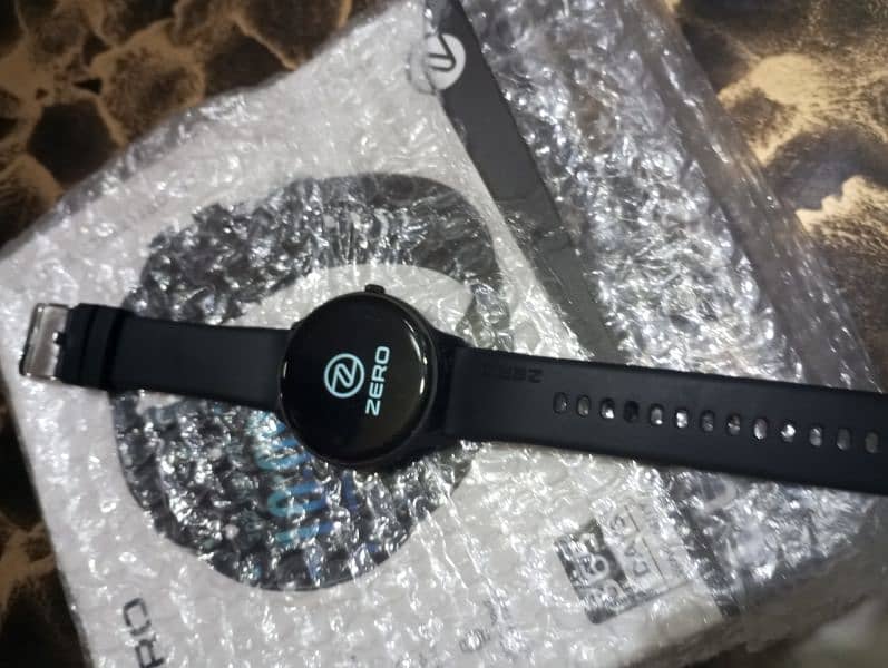 Zero Luna Smartwatch (1week used) 2