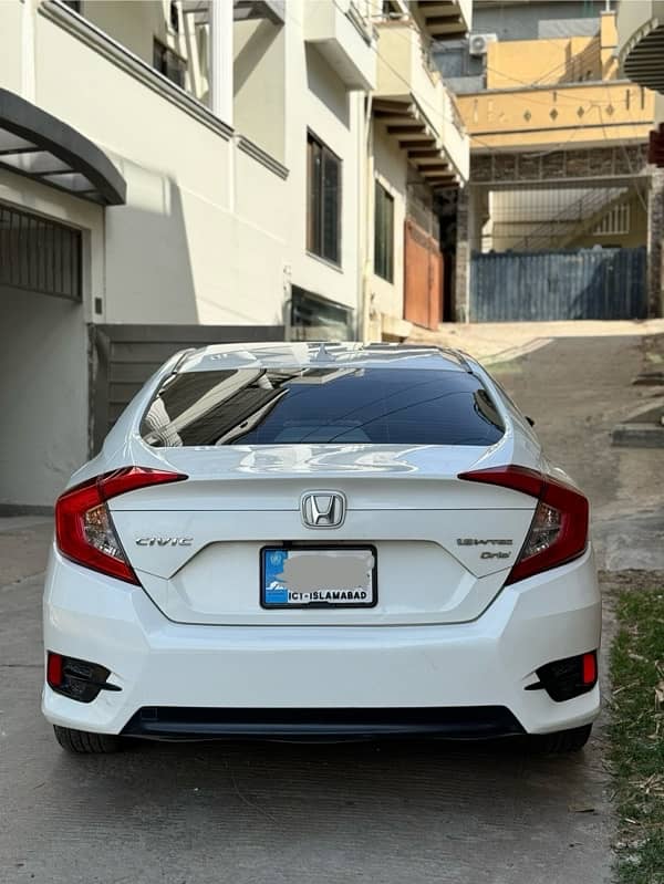 Honda Civic Oriel 2016 2