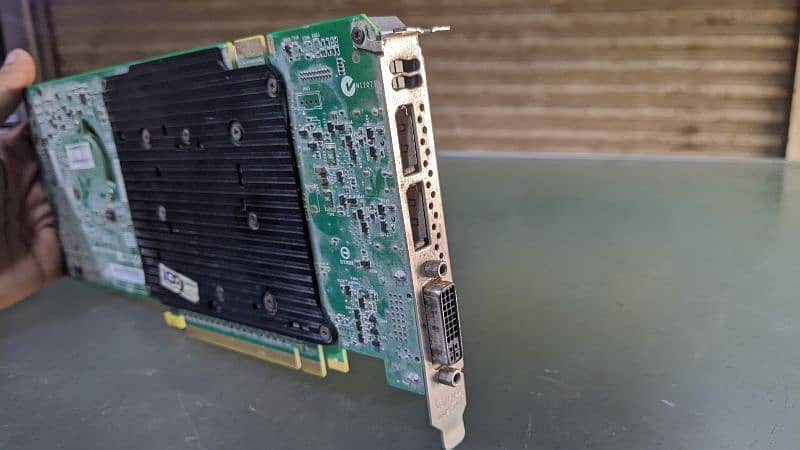 Nvdia Quadro 4000 3