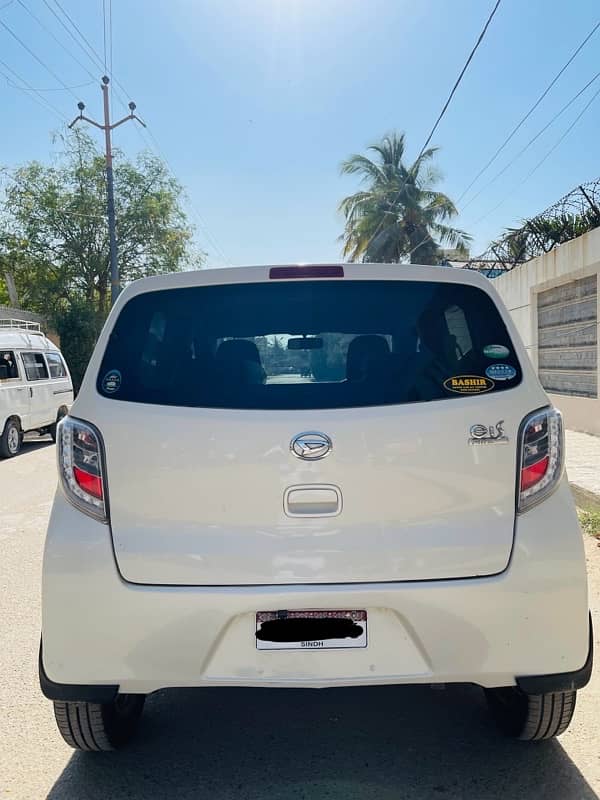 Daihatsu Mira 2015 2