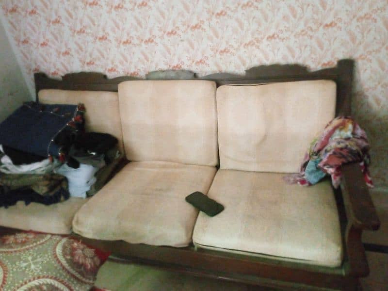 sofa set Rs. 20000 2