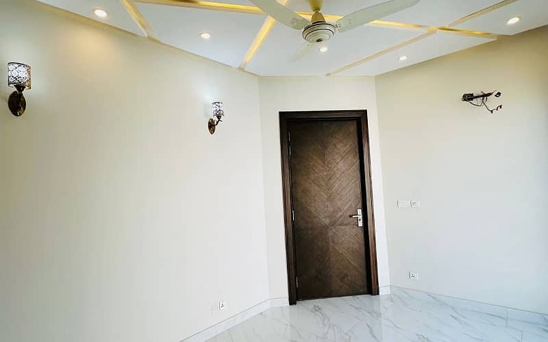 5 Marla Luxury House Available For RENT In DHA 9 Town Lahore 13