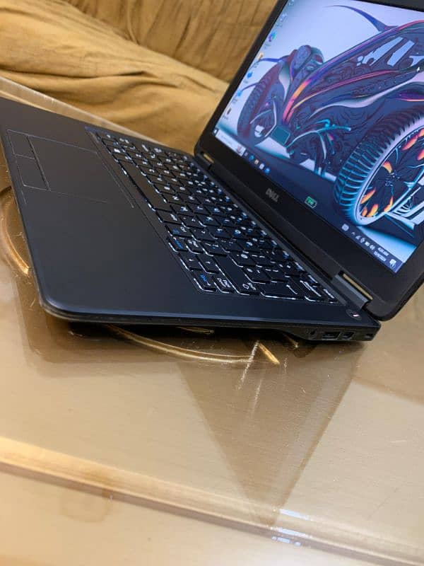 Dell Latitude i5 5th gen 8gb Ram 256gb SSD 4