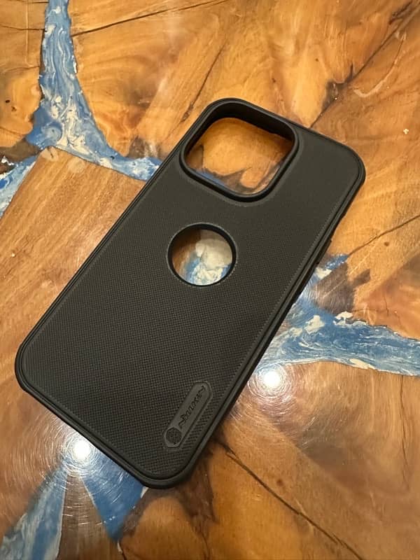 Iphone 14 Pro nillkin original case 1