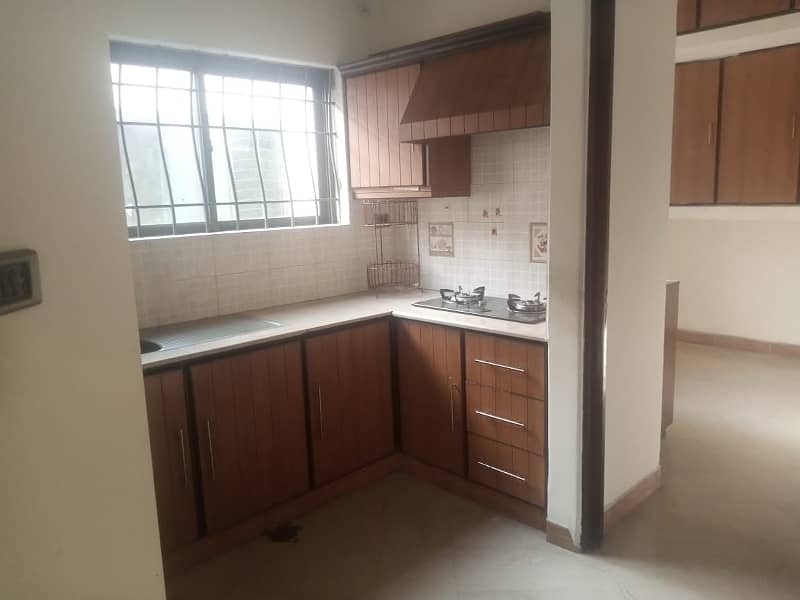 Semi Furnished 01 Kanal Beautiful Upper Portion Lower Portion Locked Available For Rent 5