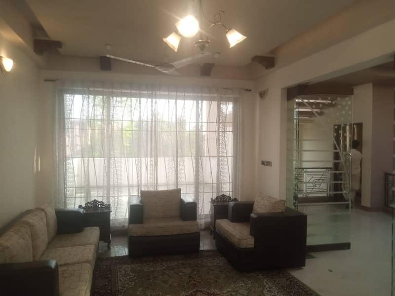 Semi Furnished 01 Kanal Beautiful Upper Portion Lower Portion Locked Available For Rent 6