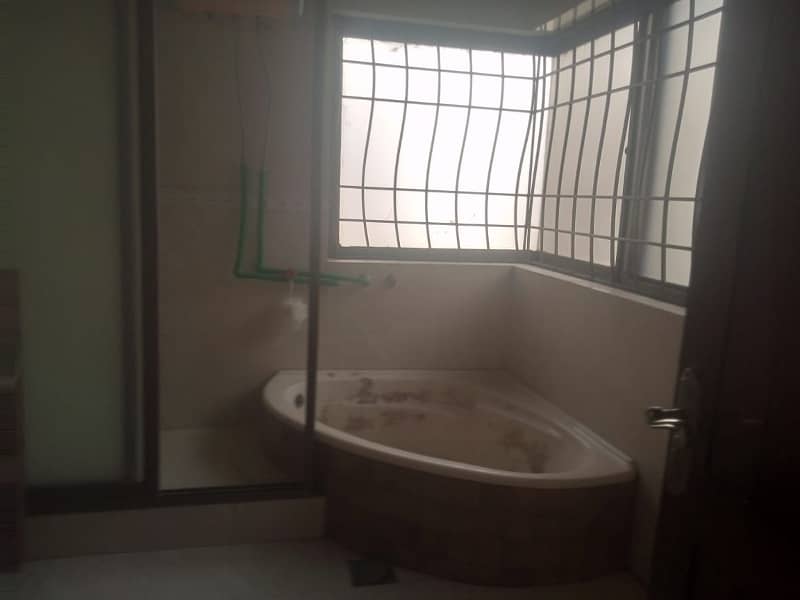 Semi Furnished 01 Kanal Beautiful Upper Portion Lower Portion Locked Available For Rent 14