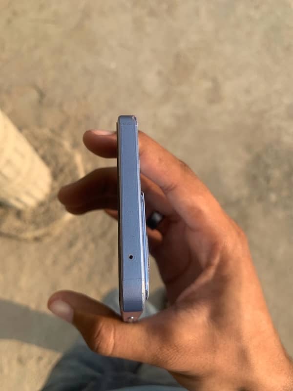 Oppo Reno 11F 8/256 10/10 All ok Daba charger Sath Looks like new 4