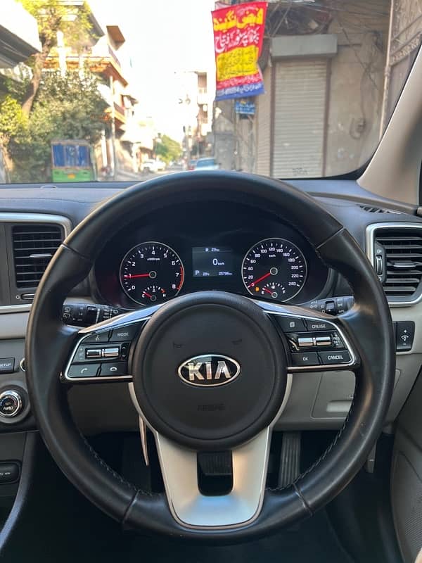 KIA Sportage 2022 8