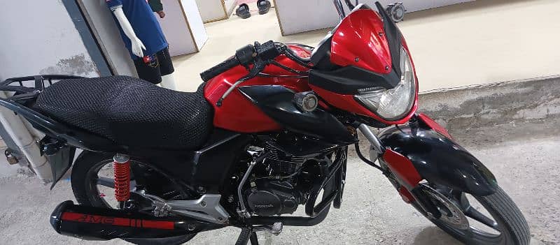 Honda cb 150f 2018 1