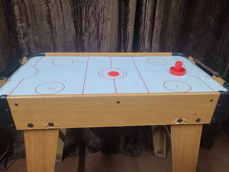 Air Hockey table 3