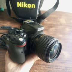 Nikon DSLR CAMERA D5200 | 18'55 mm lens | Battery, Charger, SD Card 0