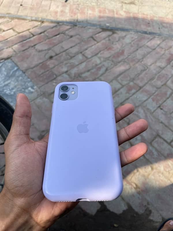 iPhone 11 128gb Factory Unlocked 2